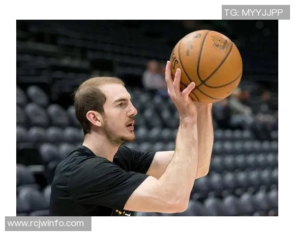 亚历克斯卡鲁索:从默默无闻到NBA明星的逆袭之路