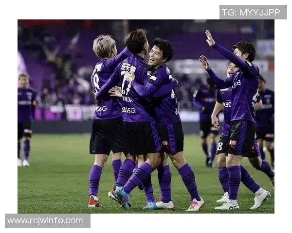 福冈黄蜂迎战冈萨多展开激烈对决期待精彩表现与胜利归属