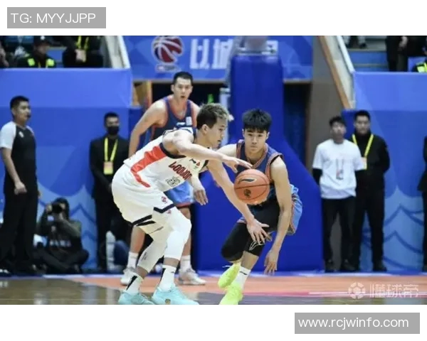 任骏飞：从青涩新星到CBA赛场的闪耀巨星之路