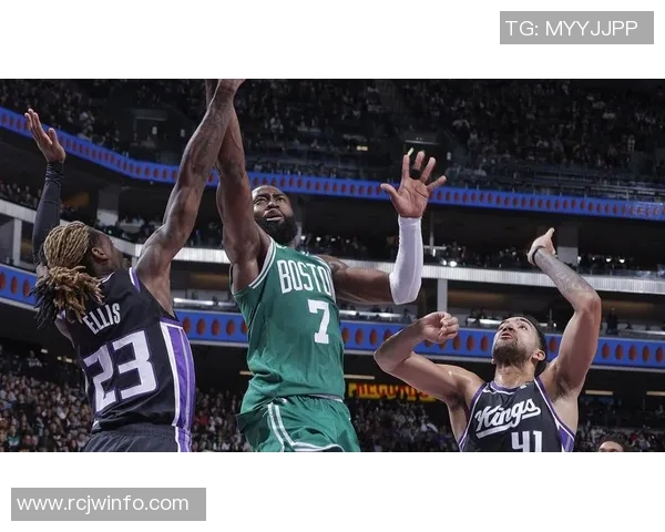 凯尔特人对阵国王的历史交锋回顾与战绩分析