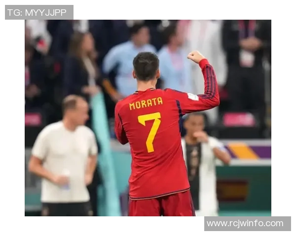 英超激战西布朗迎战斯拉维亚球队实力对决引发球迷热议