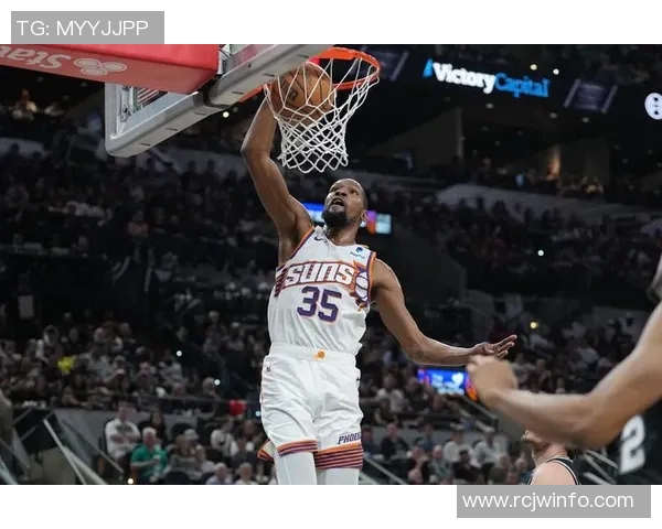 莫宁与奥克利的巅峰对决：谁才是NBA历史上最强内线之王