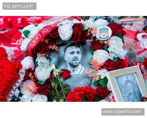 马丁内斯的传奇人生与足球生涯背后的故事与启示