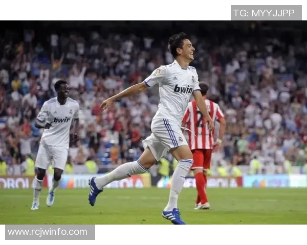 加维带领球队迎战强敌展现出色表现助力争冠之路 加维带领球队迎战强敌展现出色表现助力争冠之路